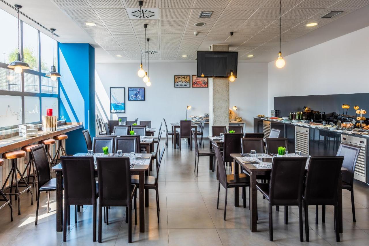 Madrid Airport Suites, Affiliated By Melia Luaran gambar