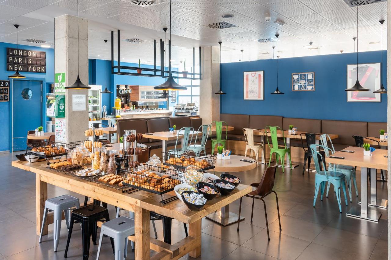 Madrid Airport Suites, Affiliated By Melia Luaran gambar