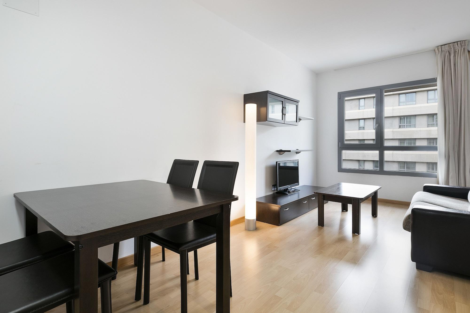Madrid Airport Suites, Affiliated By Melia Luaran gambar