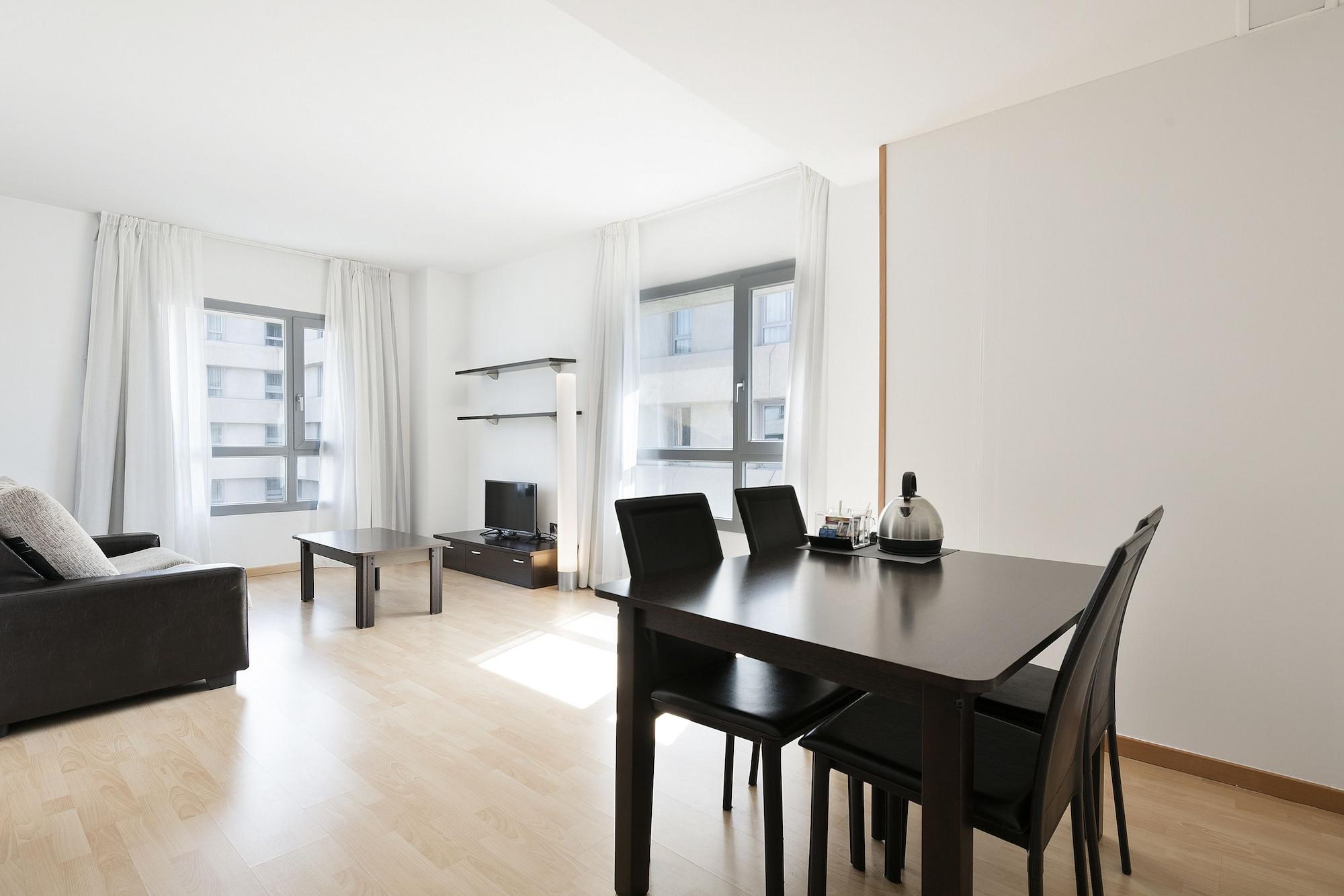 Madrid Airport Suites, Affiliated By Melia Luaran gambar