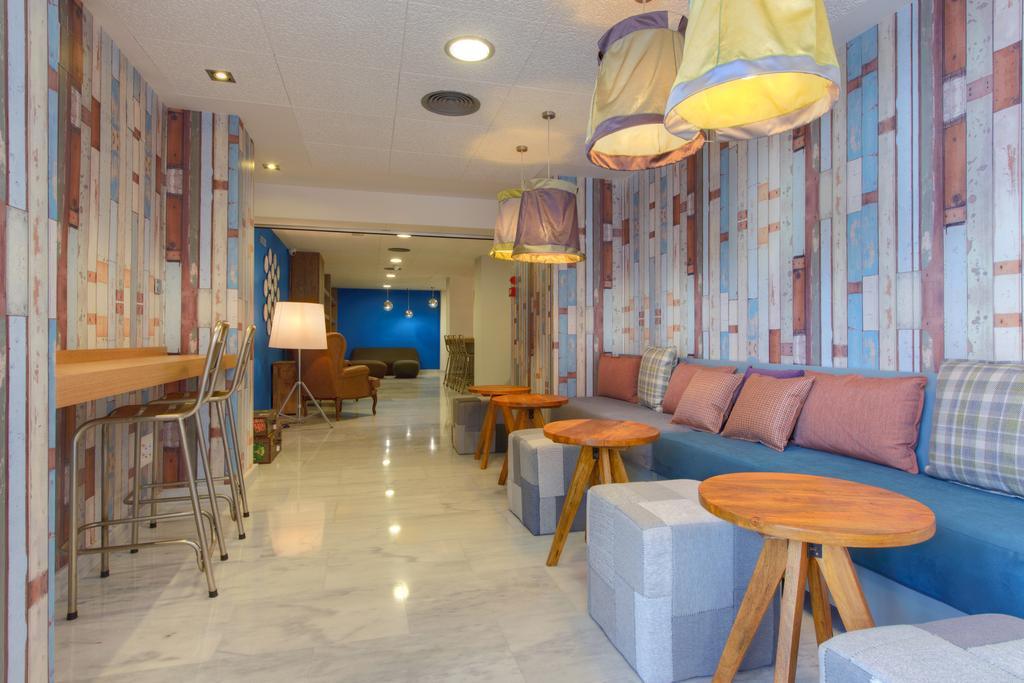 Madrid Airport Suites, Affiliated By Melia Luaran gambar