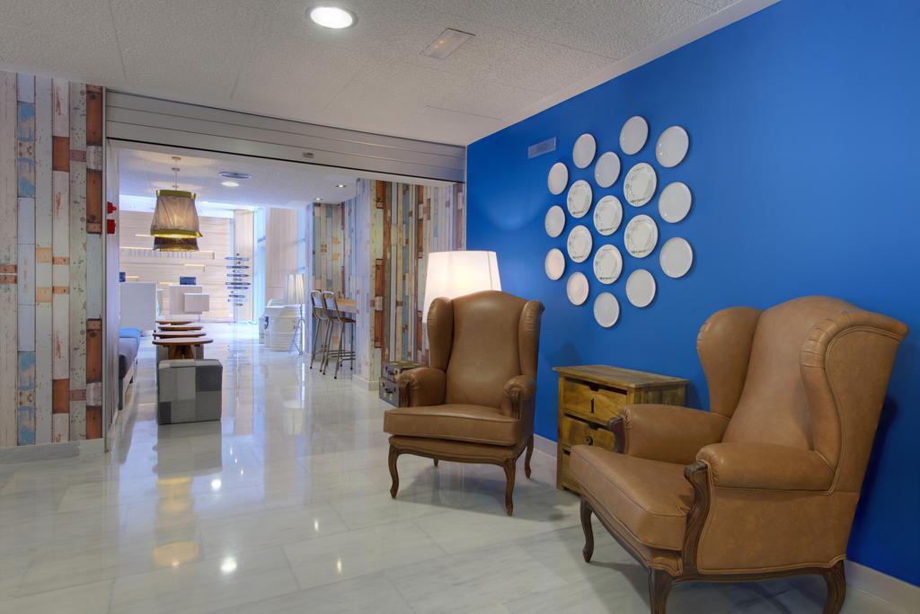 Madrid Airport Suites, Affiliated By Melia Luaran gambar