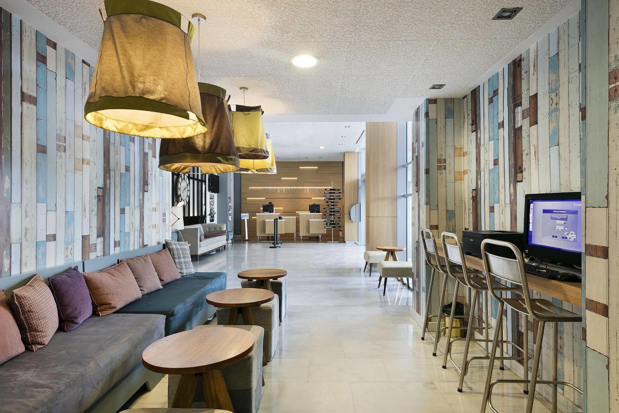 Madrid Airport Suites, Affiliated By Melia Luaran gambar