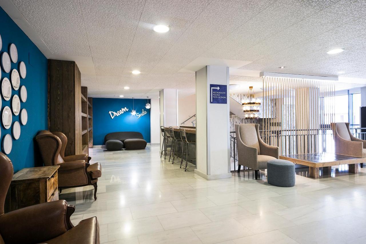 Madrid Airport Suites, Affiliated By Melia Luaran gambar